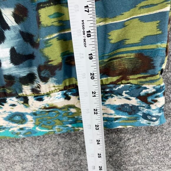 Weavers Blouse Women M Medium Blue Animal Print Short Sleeve Round Neck Casual - Picture 7 of 8